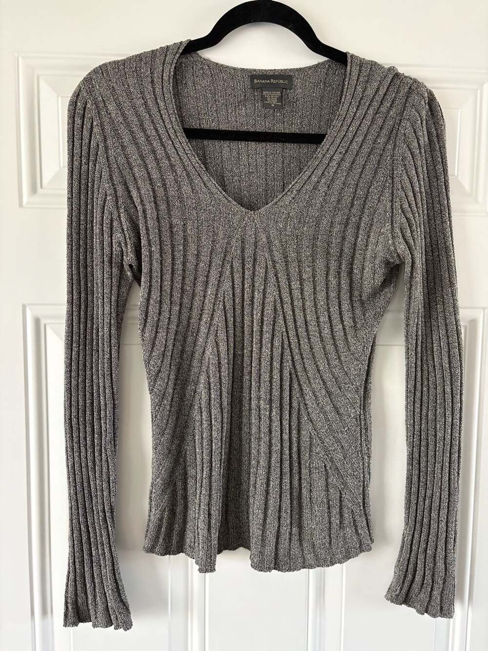 Banana Republic Vintage Made in USA Grey Ribbed V-Neck Long Sleeve Top Size M